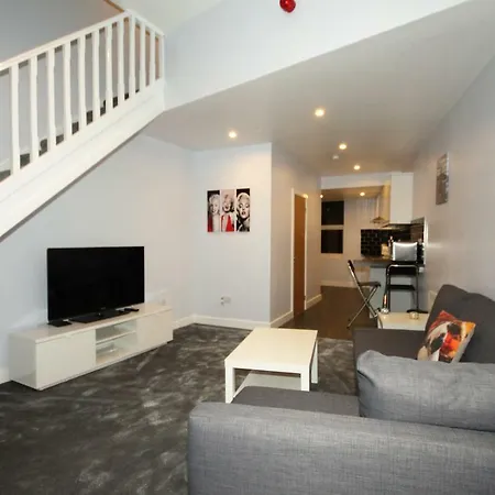 Apartment Horse Fair In Centre By Hf Group